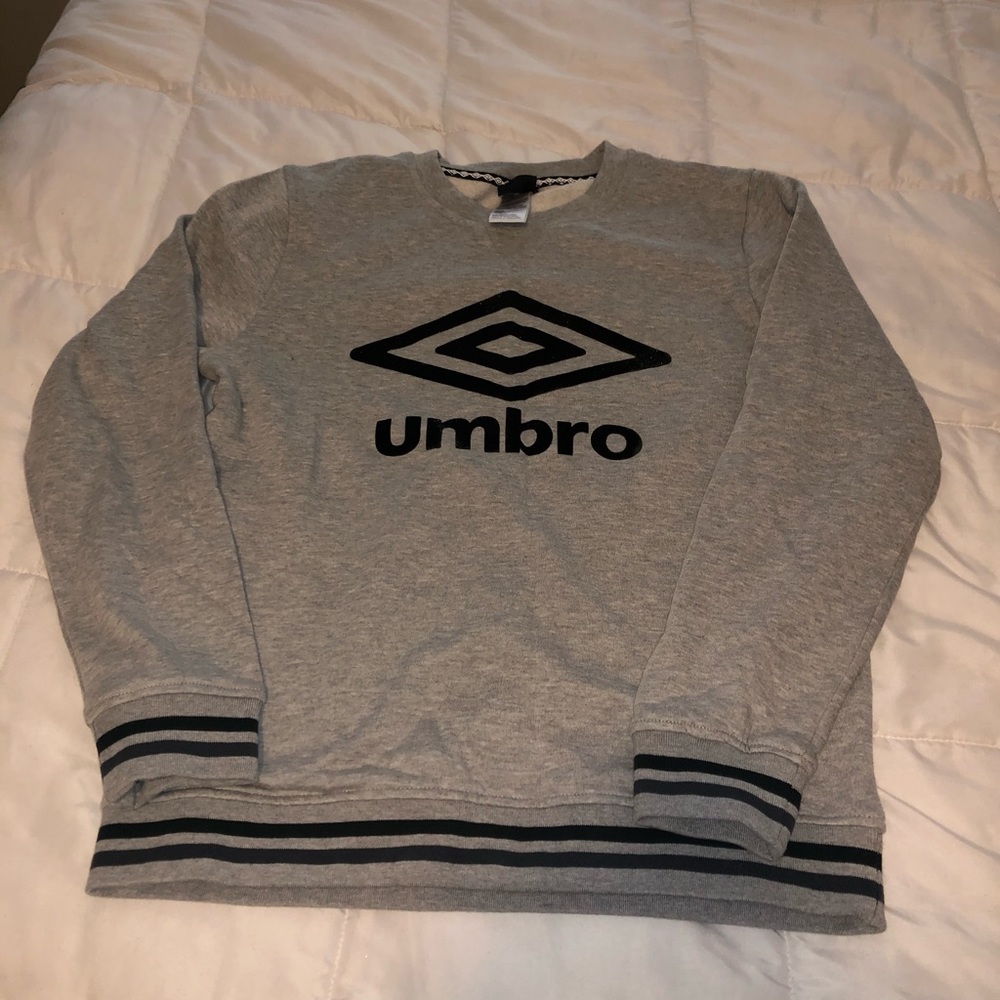 Men’s umbro sweatshirt